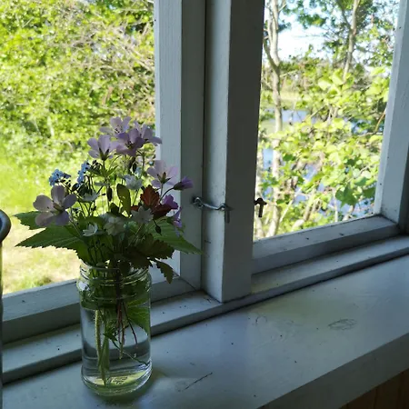 샬레 Idyllinen Moekki Ja Pihasauna - Sisaeltaeae Liinavaatteet Ja Loppusiivouksen